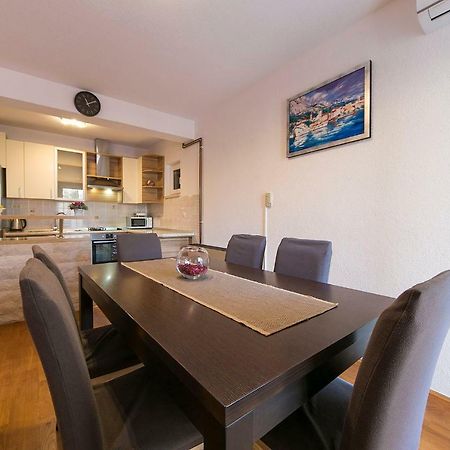 Apartment Marina Макарска Екстериор снимка