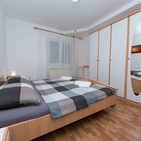 Apartment Marina Макарска Екстериор снимка